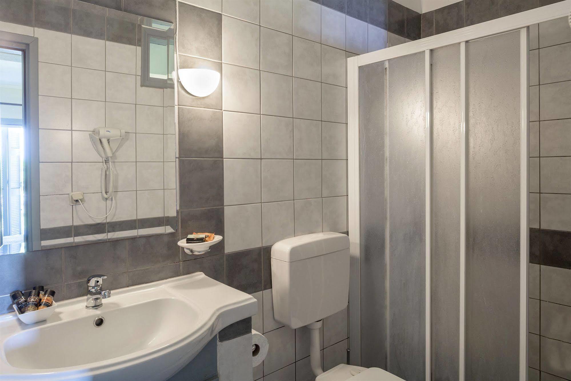 Mira Resort Agios Ioannis  Exteriör bild