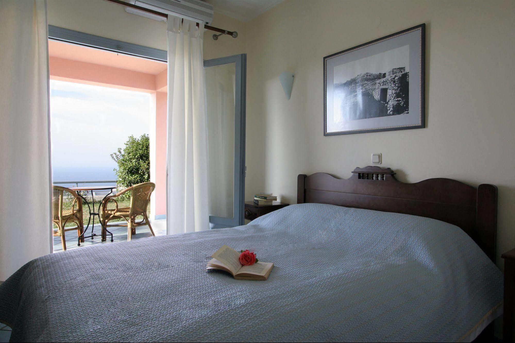 Mira Resort Agios Ioannis  Exteriör bild