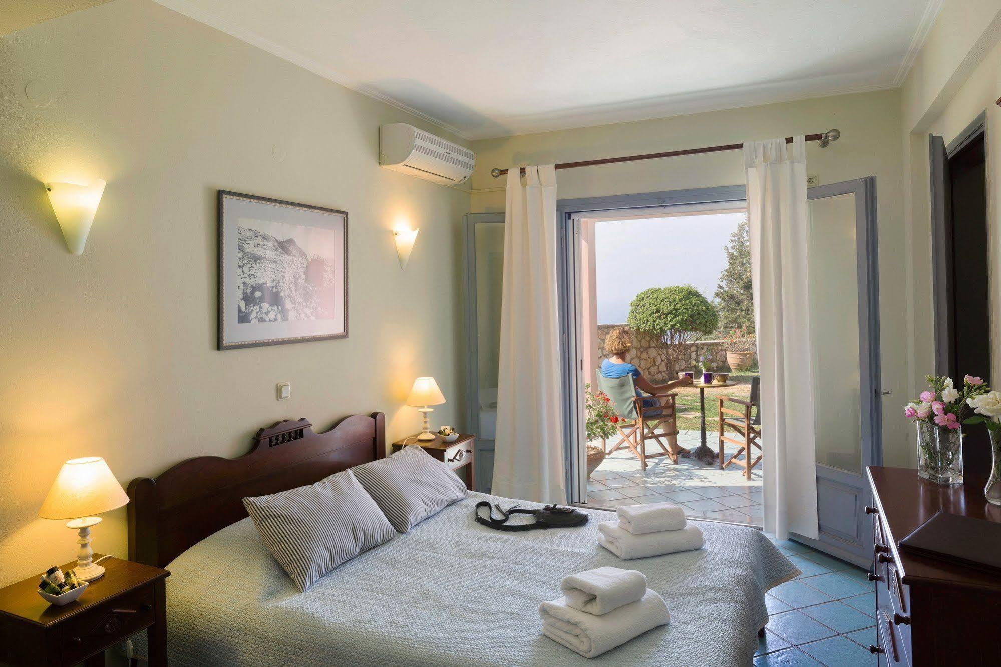 Mira Resort Agios Ioannis  Exteriör bild