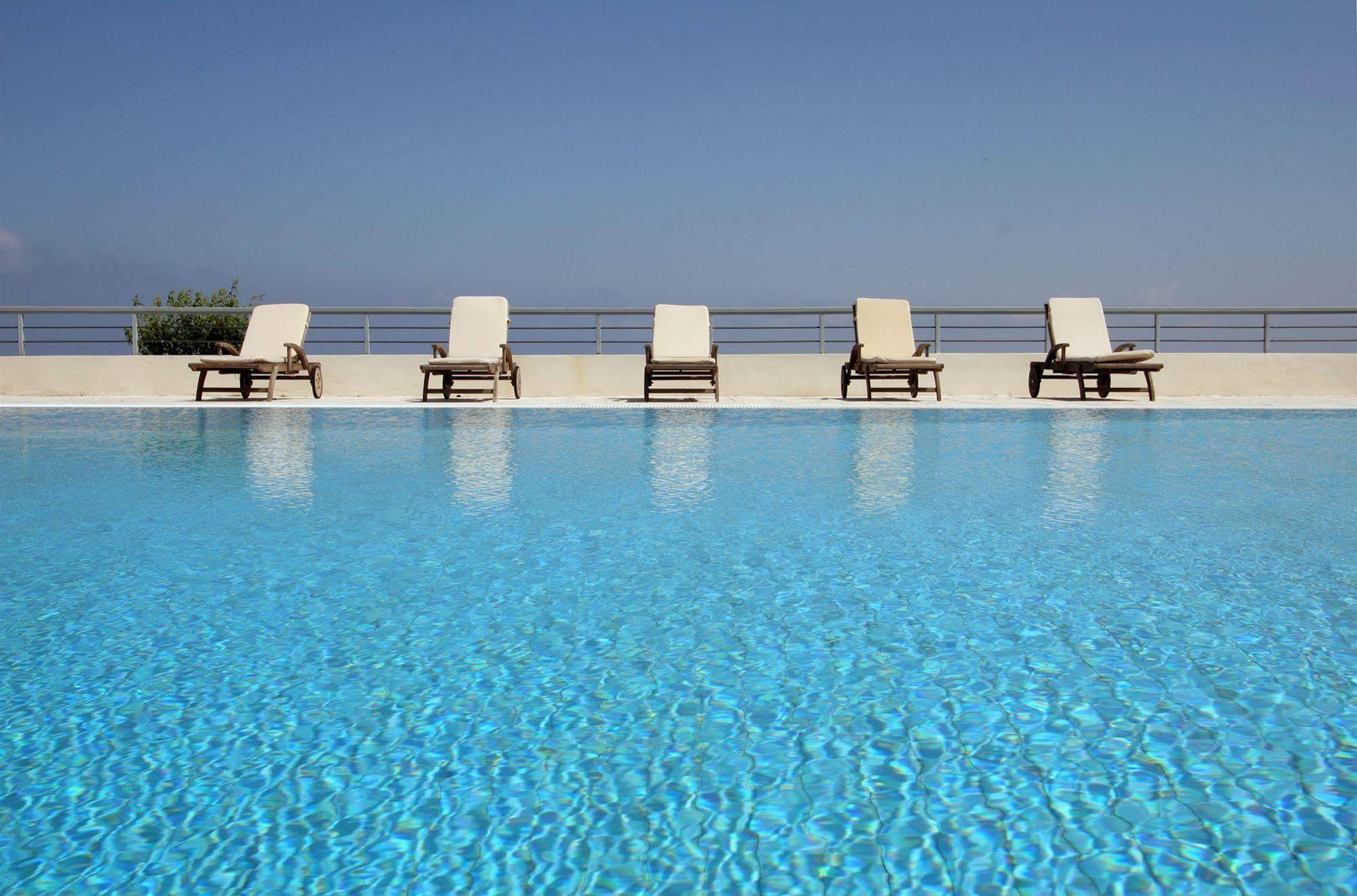 Mira Resort Agios Ioannis  Exteriör bild
