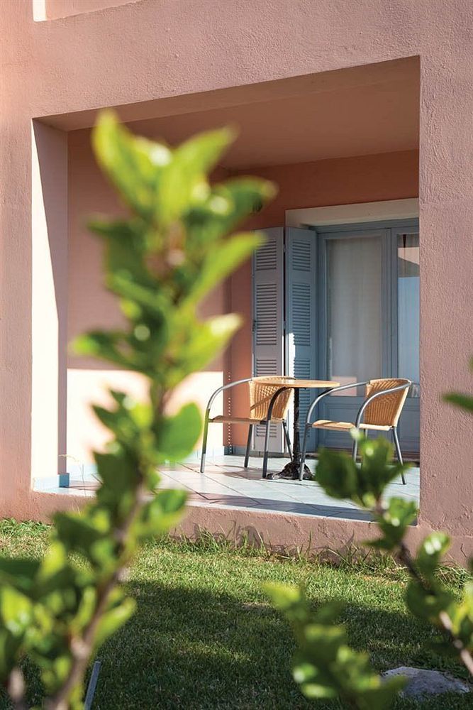 Mira Resort Agios Ioannis  Exteriör bild