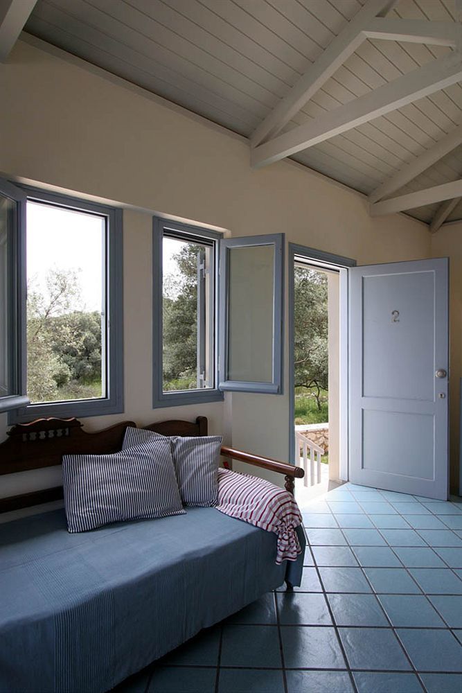 Mira Resort Agios Ioannis  Exteriör bild